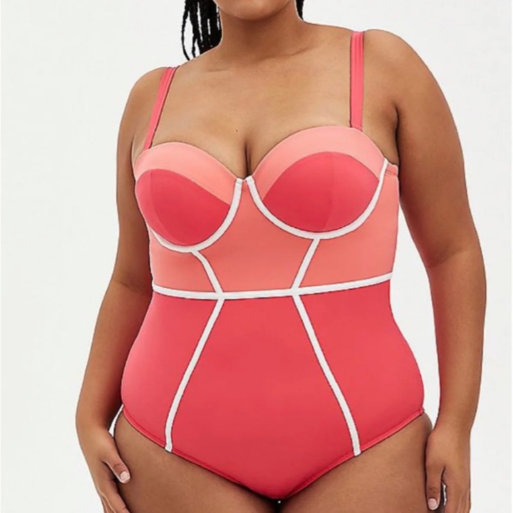 Swimsuit - Picture 2 of 3